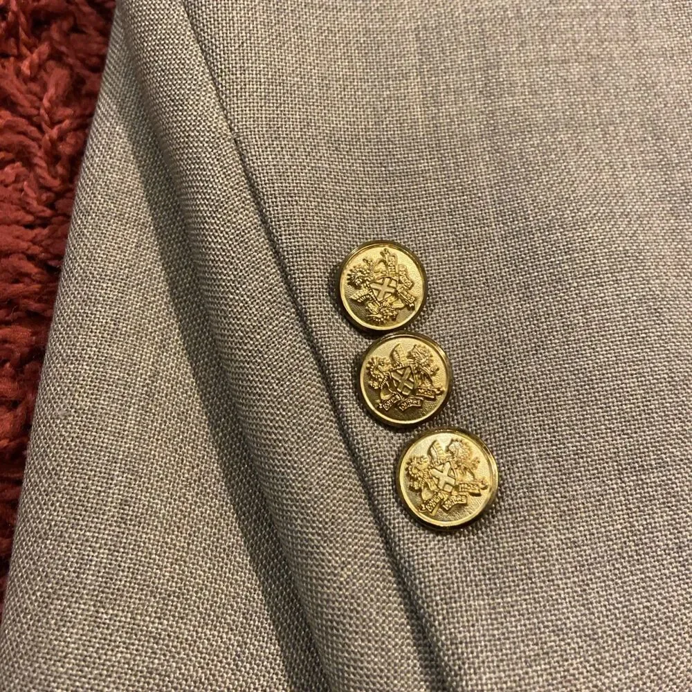 Classic Blazer Beige Gold Buttons Suit Jacket Men’s 44 Sport Coat Made In USA